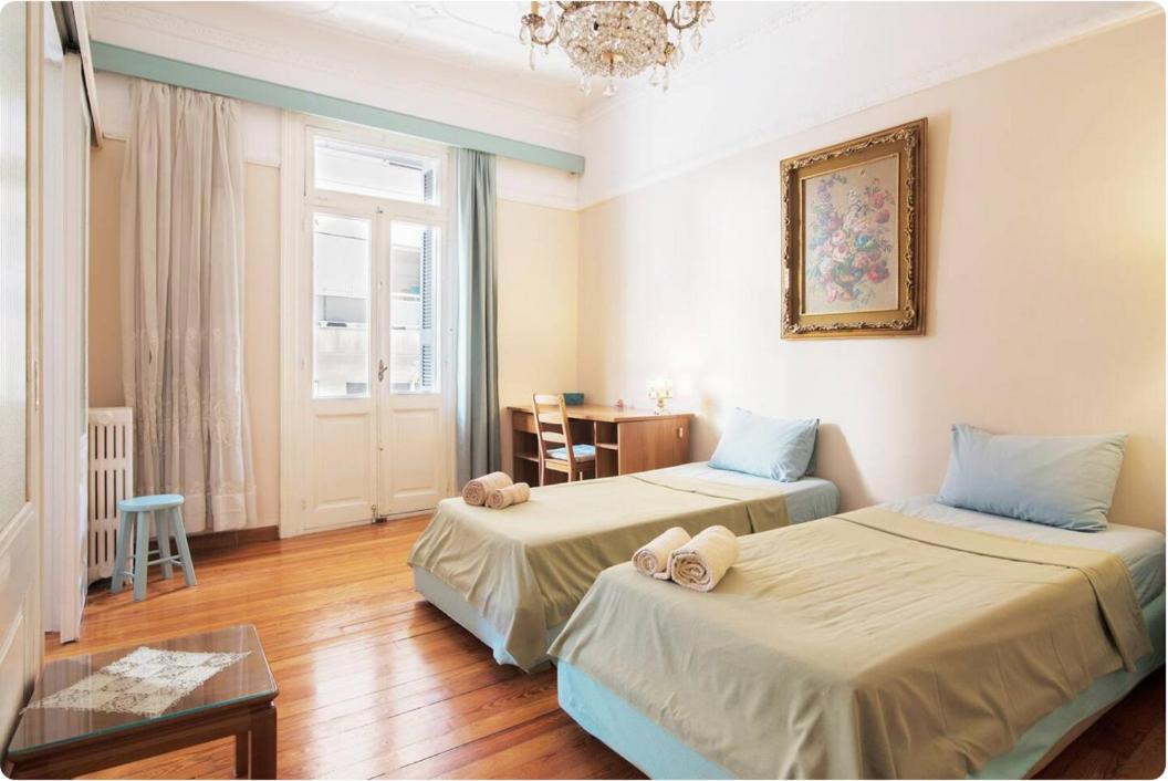Neoclassical House In The Center Of Atenas Exterior foto